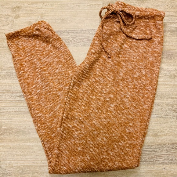 TREND COLOR! Brushed Rib Cozy Set NWOT - Picture 12 of 14